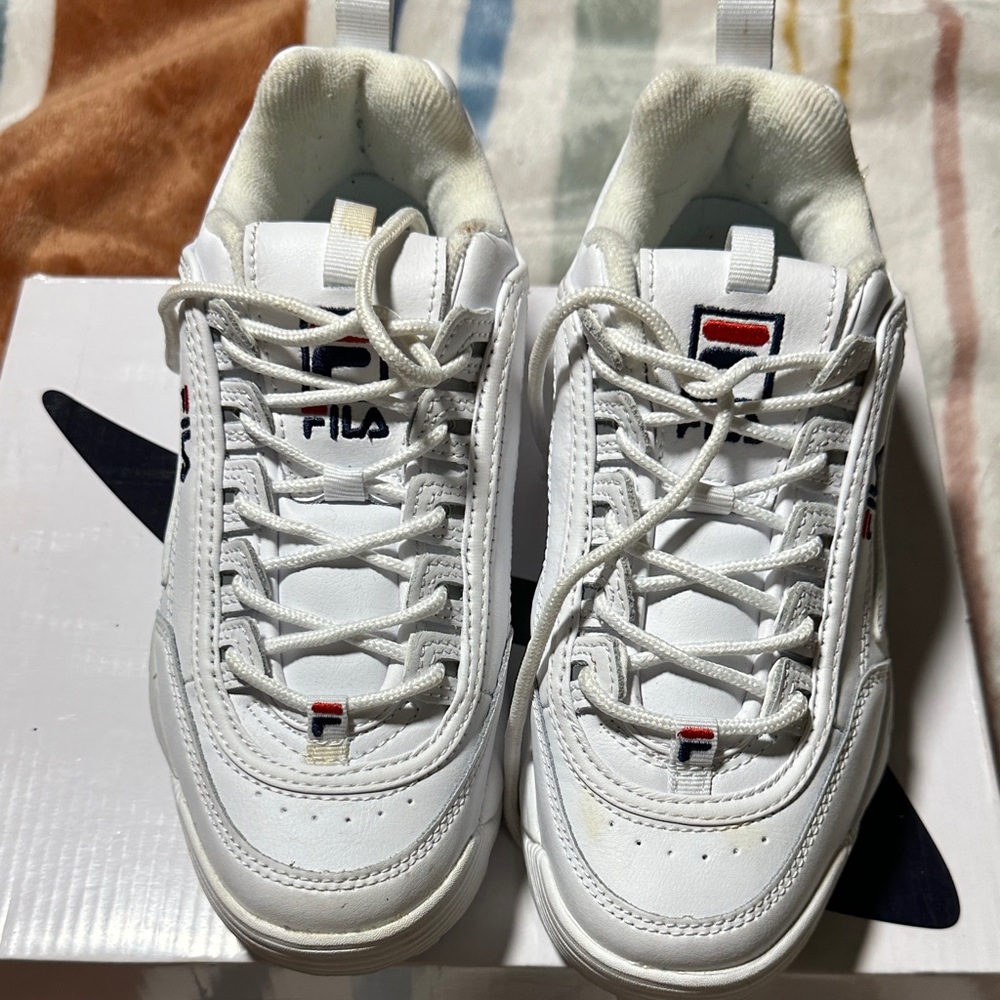 Fila women’s White Sneakers with Navy and Red Accents
